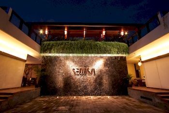 Hostal Sedasa Lodge