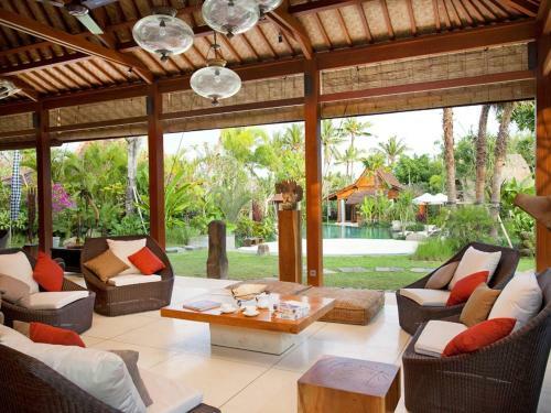 Dea Villas - An Elite Haven