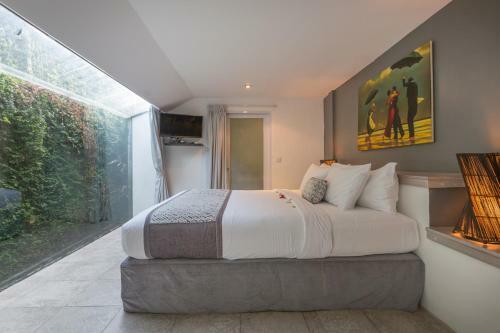 Esha Villa Drupadi I