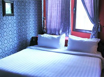 Arenaa Mountbatten Boutique Hotel