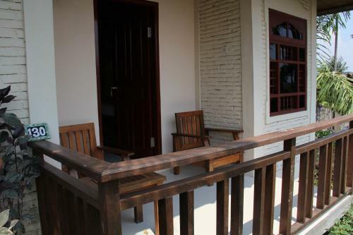 Hotel Puri Bunga Beach Cottages