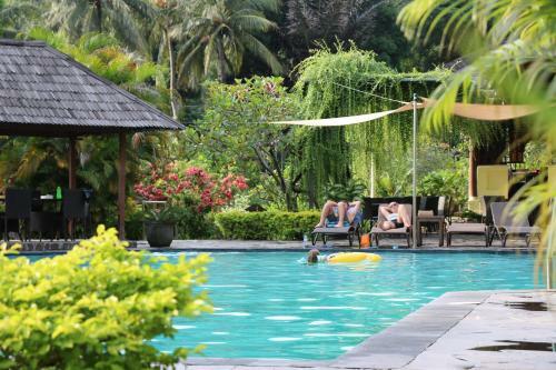Hotel Puri Bunga Beach Cottages