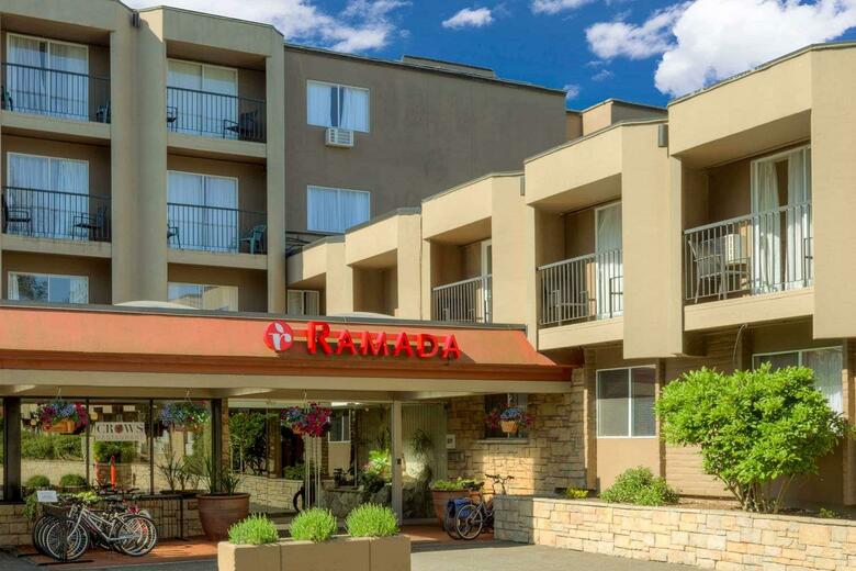 Hotel Ramada Victoria