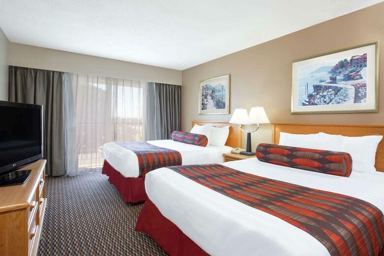 Hotel Ramada Victoria