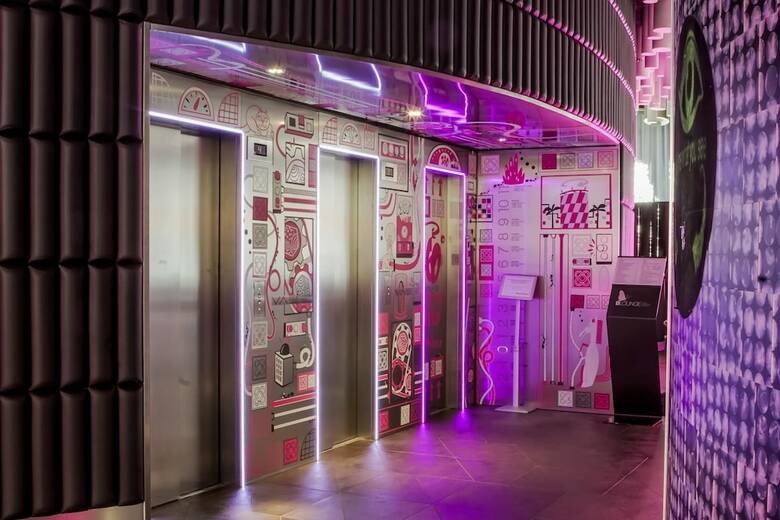 Hotel Barcel� Raval