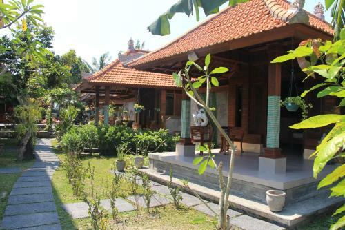 Hostal Nur Guest House