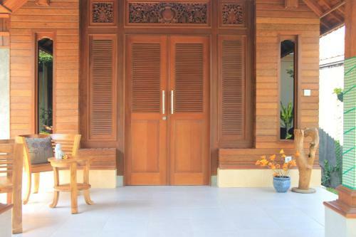 Hostal Nur Guest House