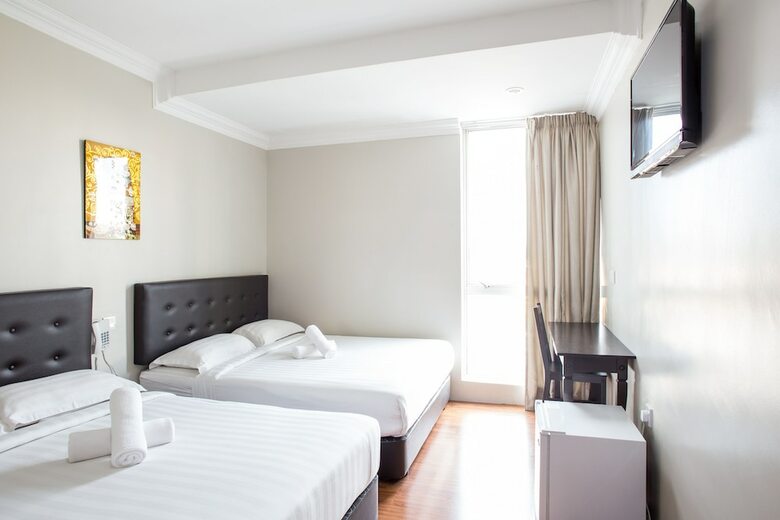 Pj Park Hotel