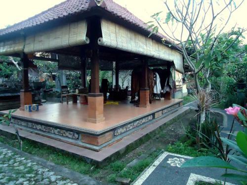 Hostal Dewa Put Guest House