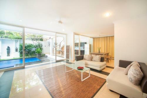 Villa Penelopy