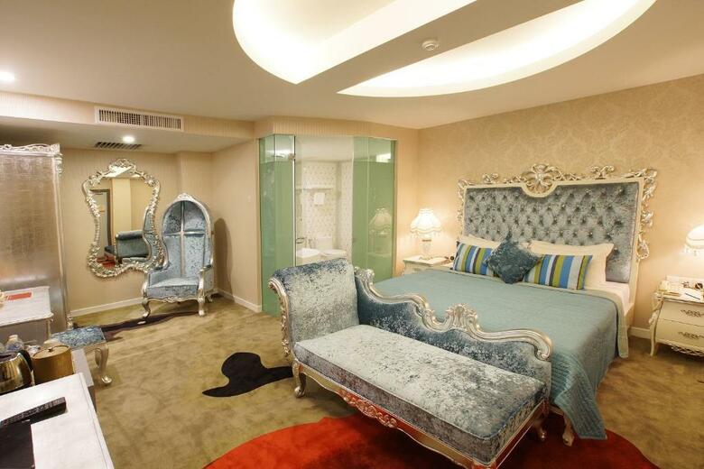 Greystone Boutique Hotel