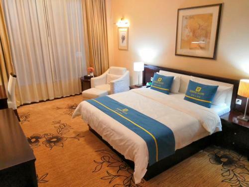 Junyue Hotel