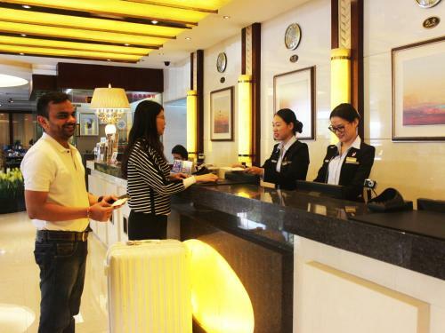 Junyue Hotel
