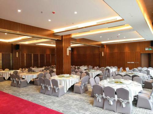 Junyue Hotel