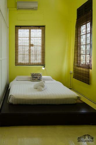 Hostal Heritage Sixteen