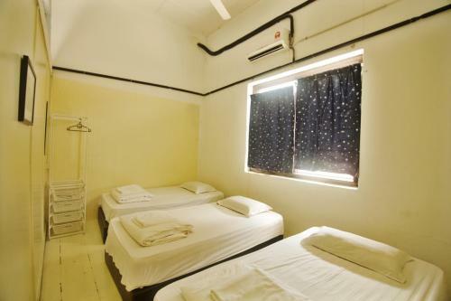 Hostal Heritage Sixteen