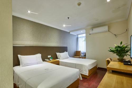 Yingshang Jinyi Hotel - Dade Road Branch