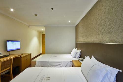 Yingshang Jinyi Hotel - Dade Road Branch