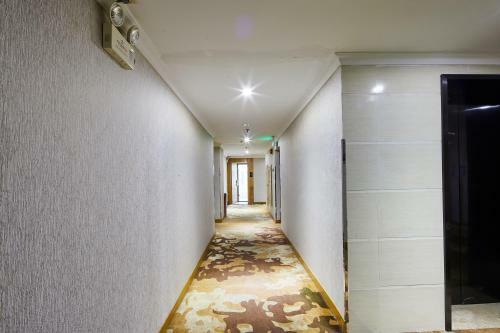 Yingshang Jinyi Hotel - Dade Road Branch