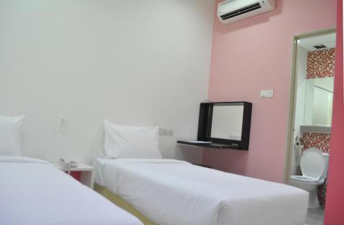 Yy48 Hotel