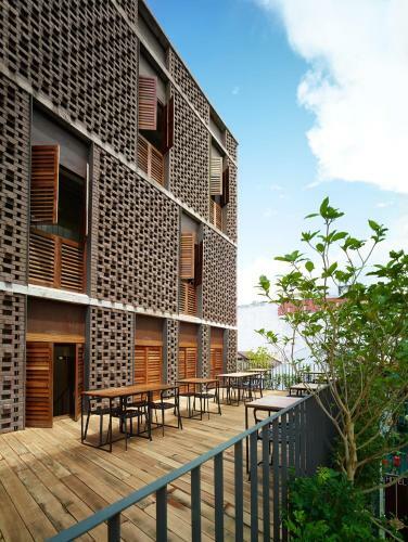 Lantern Hotel