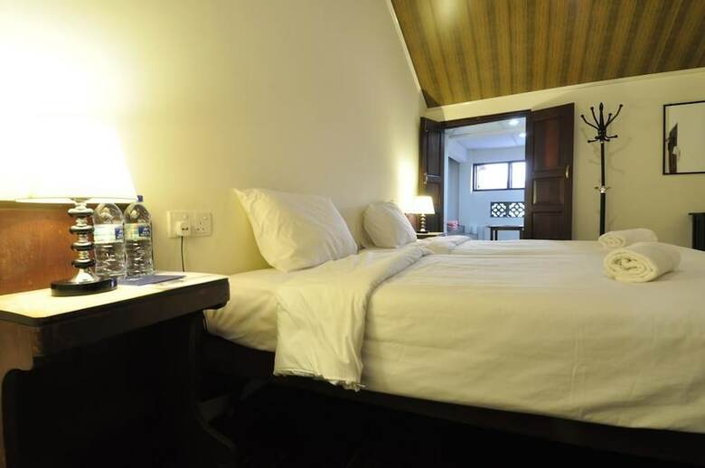 Hostal Armenian House