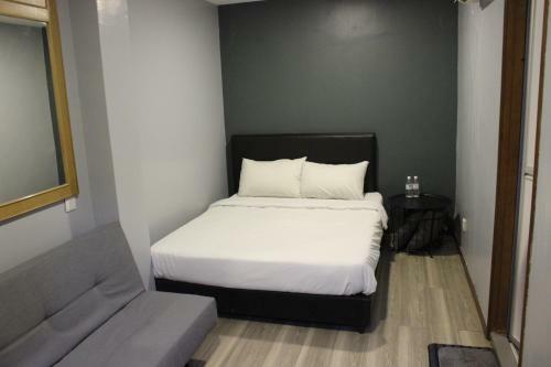 Town View Hotel