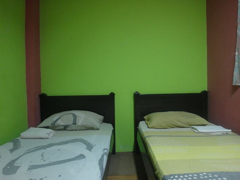 Hostal Oasis Guest House
