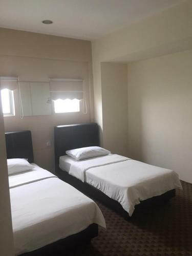 Raintree Hotel