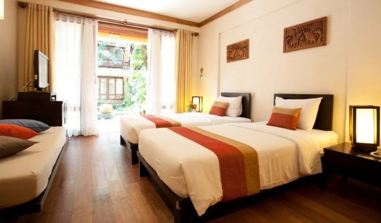 Hotel Baan Talay Dao