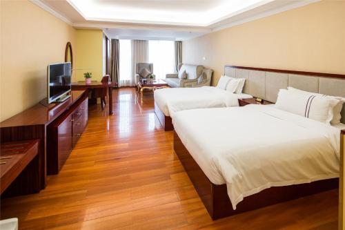 Waifiden Grand Easter International Apartment