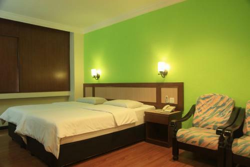 Posada K T Travellers Inn