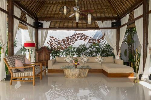 The Secret Villas