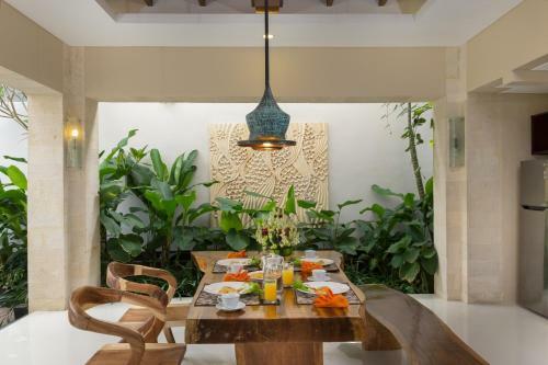 The Secret Villas