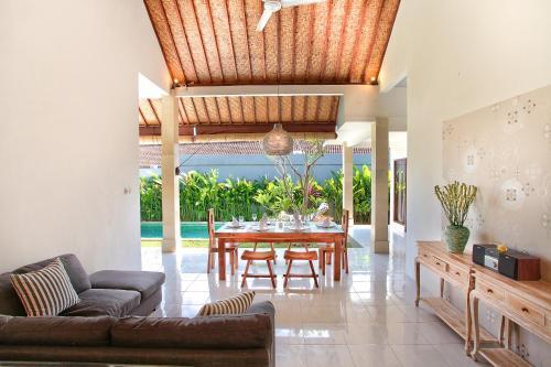 Villa Saudara 1
