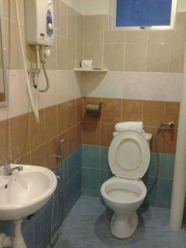 Hostal Qish Hotel