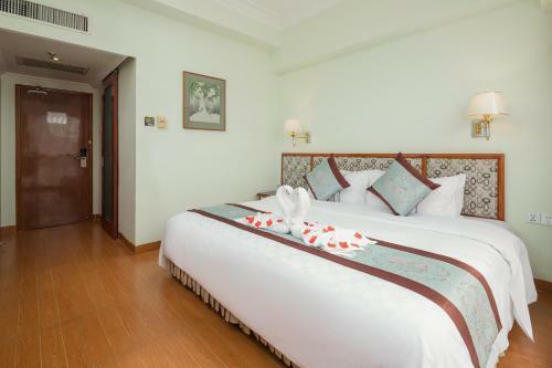 Xinyuan Hot Spring Hotel