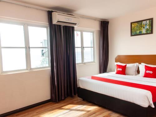Marine Bay Hotel