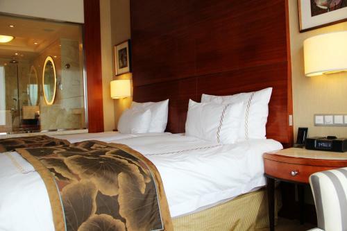Hotel The Dragon