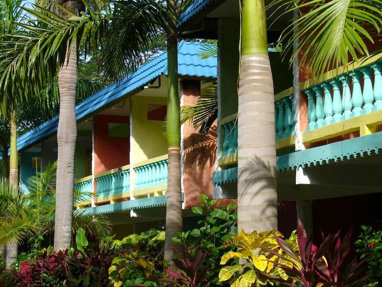 Hotel Legends Beach Resort