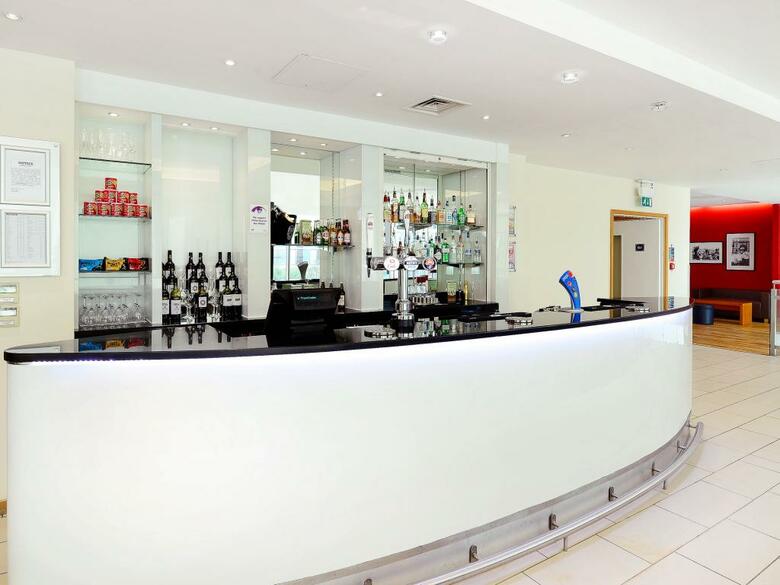 Hotel Ramada Encore Milton Keynes