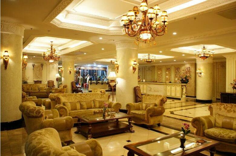 Hotel Lk Metropole