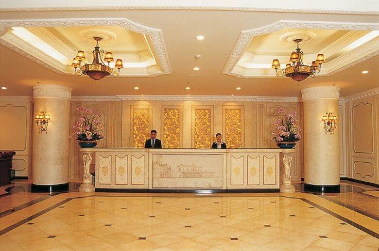 Hotel Lk Metropole