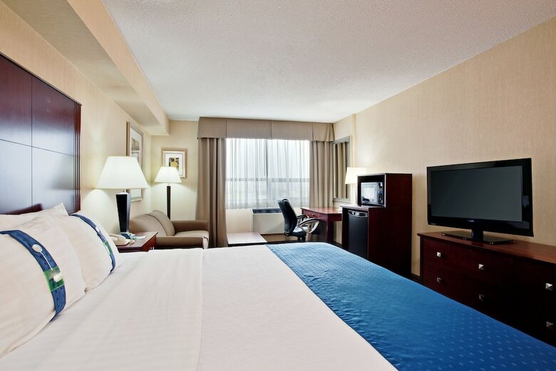 Holiday Inn Hotel & Suites Winnipeg Downtown