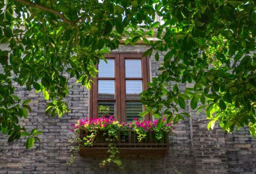 Relais & Chateaux Chaptel Hangzhou Hotel