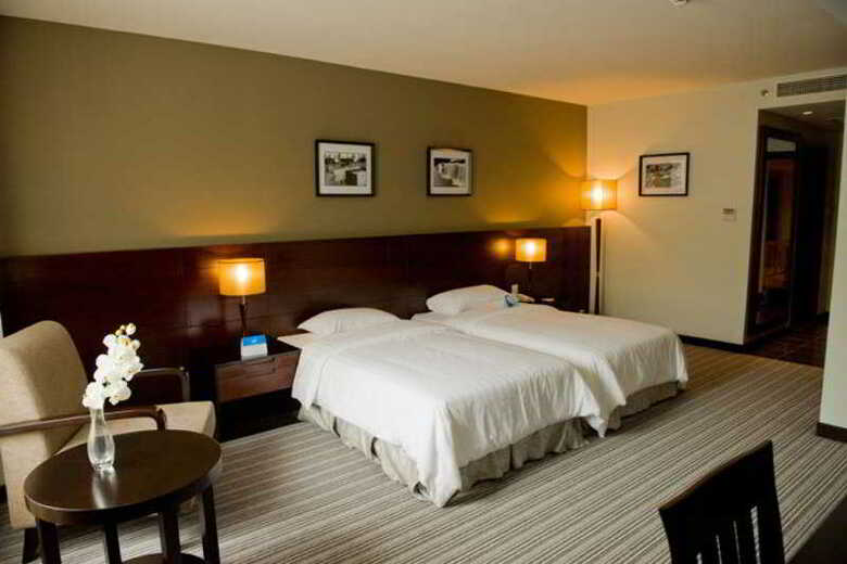 Hotel Sixty3