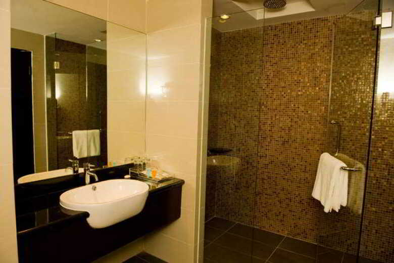 Hotel Sixty3