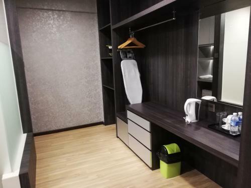 Ease Hotel Sdn Bhd