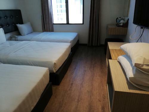Ease Hotel Sdn Bhd