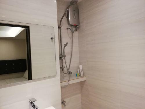 Ease Hotel Sdn Bhd